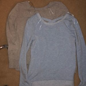 2 sweatshirts/long sleeves